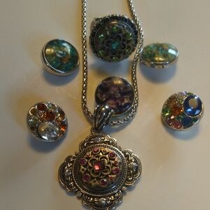 Gingersnap Ring & Necklace Sillvertone and Multicolor